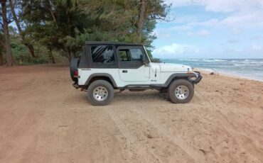 Jeep-wrangler-yj-1989-white-4