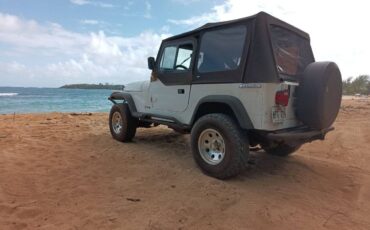 Jeep-wrangler-yj-1989-white-5