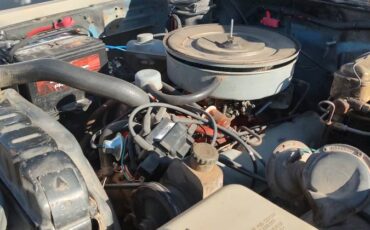 Jeepster-commando-4wd-1972-grey-7