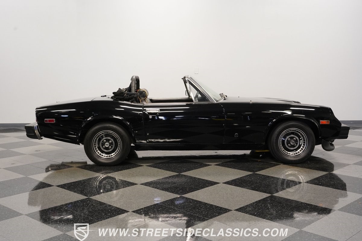 Jensen-Healey-MKII-1974-Convertible-14