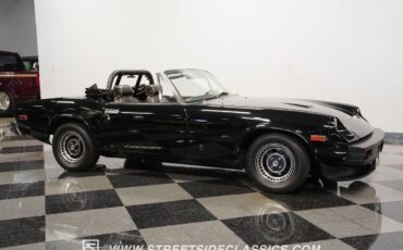 Jensen-Healey-MKII-1974-Convertible-15