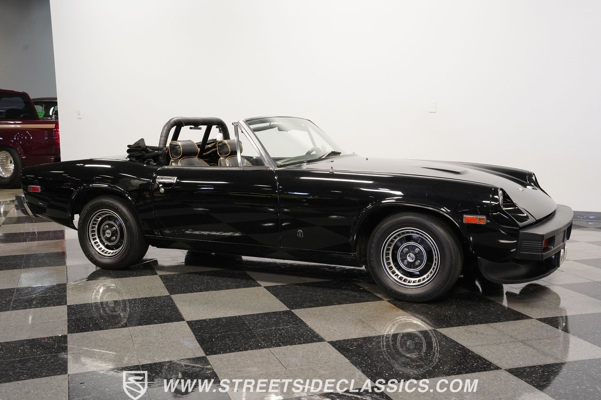 Jensen-Healey-MKII-1974-Convertible-15
