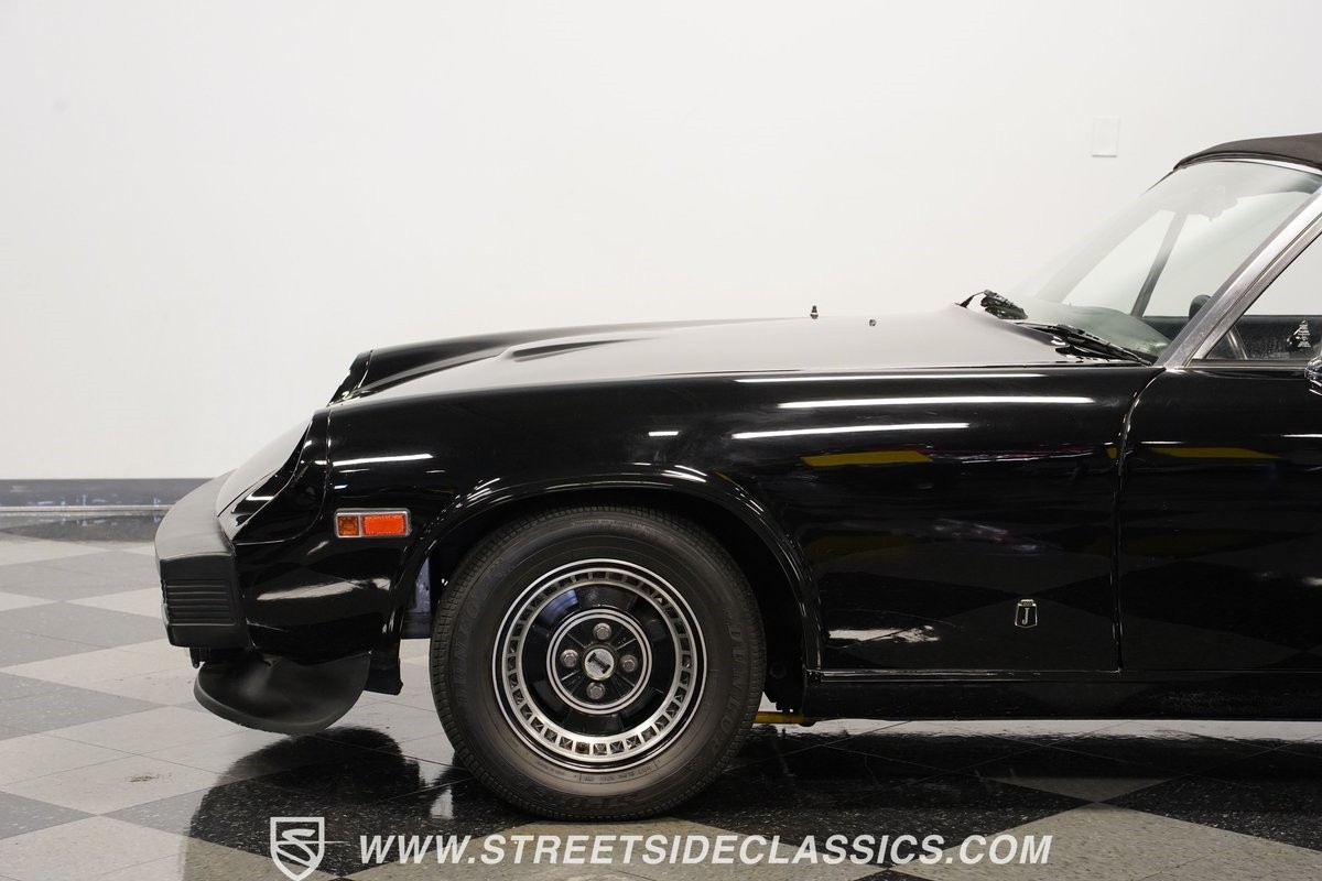 Jensen-Healey-MKII-1974-Convertible-22