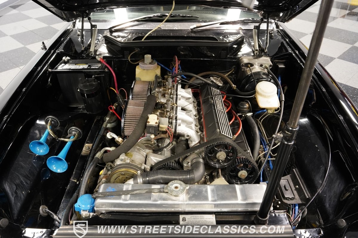 Jensen-Healey-MKII-1974-Convertible-3