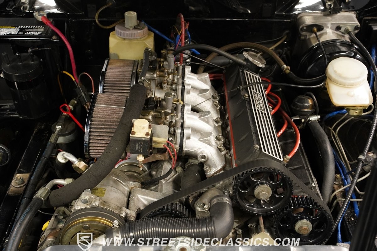 Jensen-Healey-MKII-1974-Convertible-33