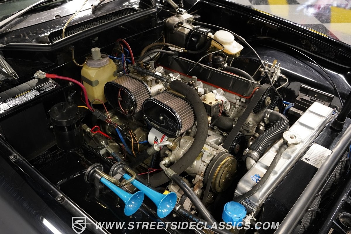 Jensen-Healey-MKII-1974-Convertible-34