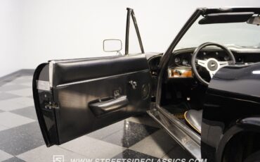 Jensen-Healey-MKII-1974-Convertible-35