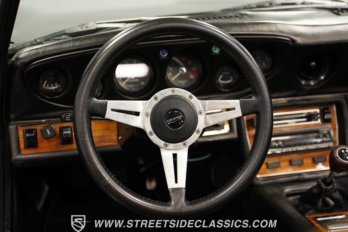 Jensen-Healey-MKII-1974-Convertible-38