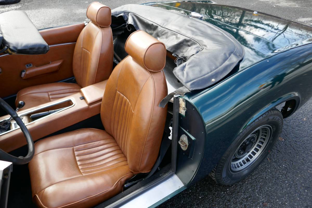 Jensen-healey-1973-green-11