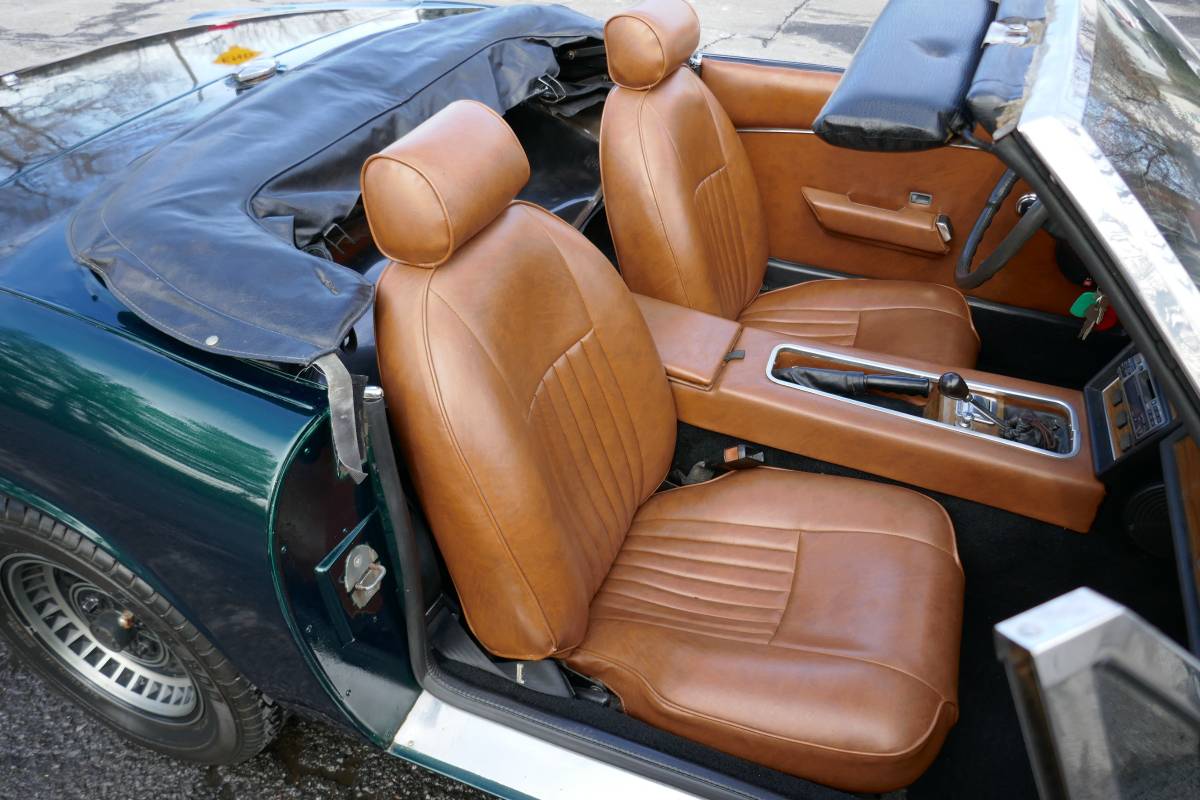 Jensen-healey-1973-green-13