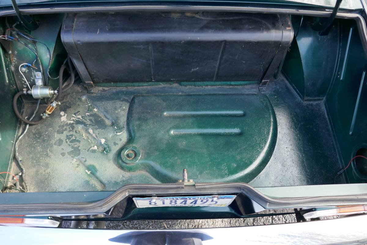 Jensen-healey-1973-green-2