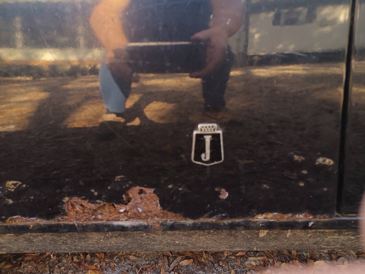 Jensen-healy-ii-1974-black