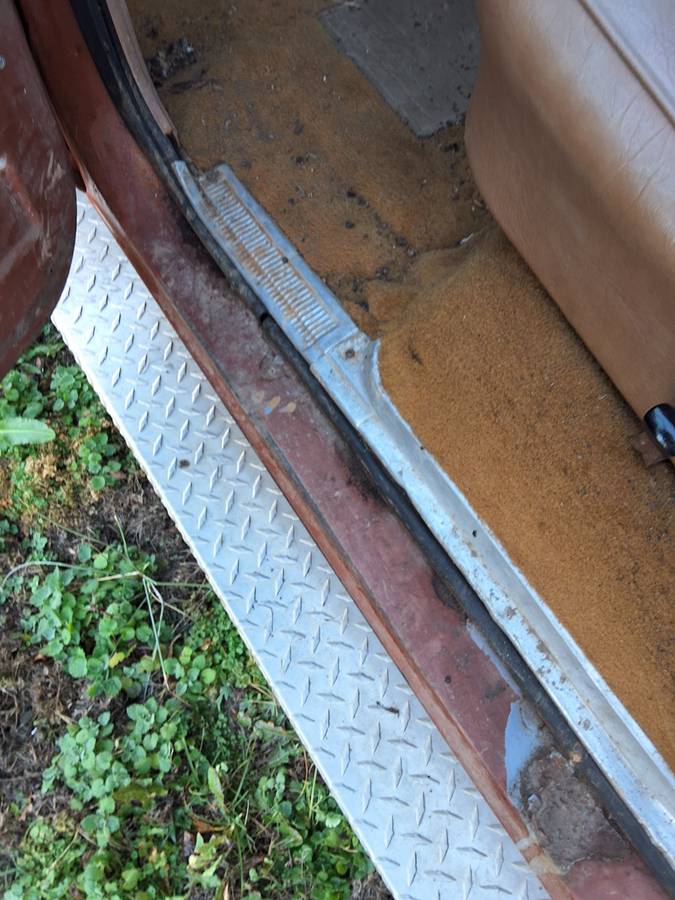 K1400-4x4-1980-brown-1