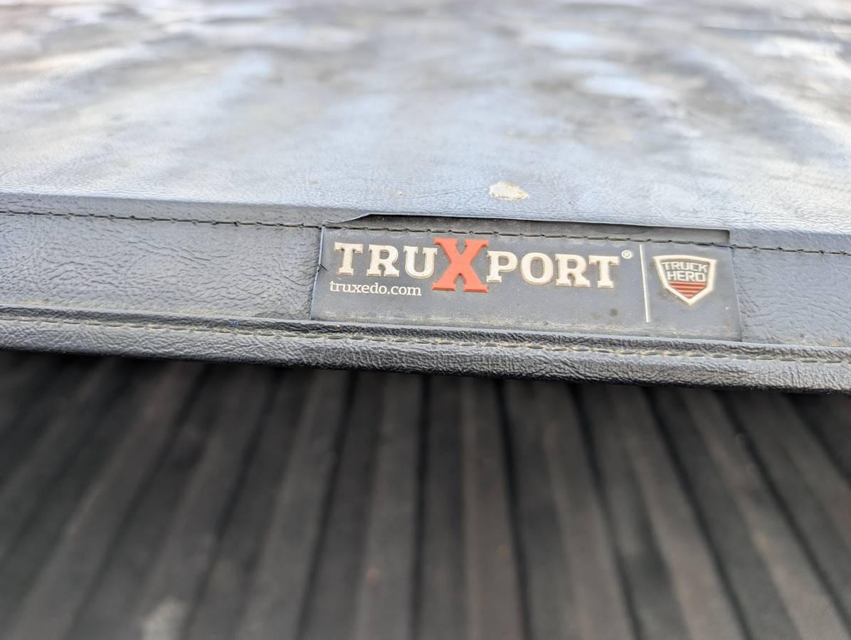 K2500-chevy-silverado-1995-red-1