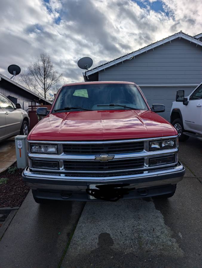 K2500-chevy-silverado-1995-red-10
