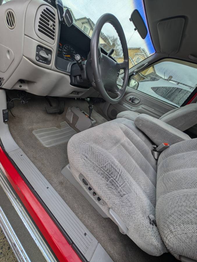 K2500-chevy-silverado-1995-red-4