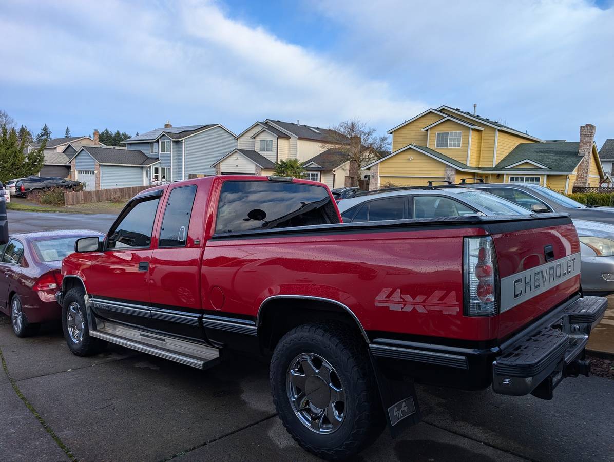K2500-chevy-silverado-1995-red-8
