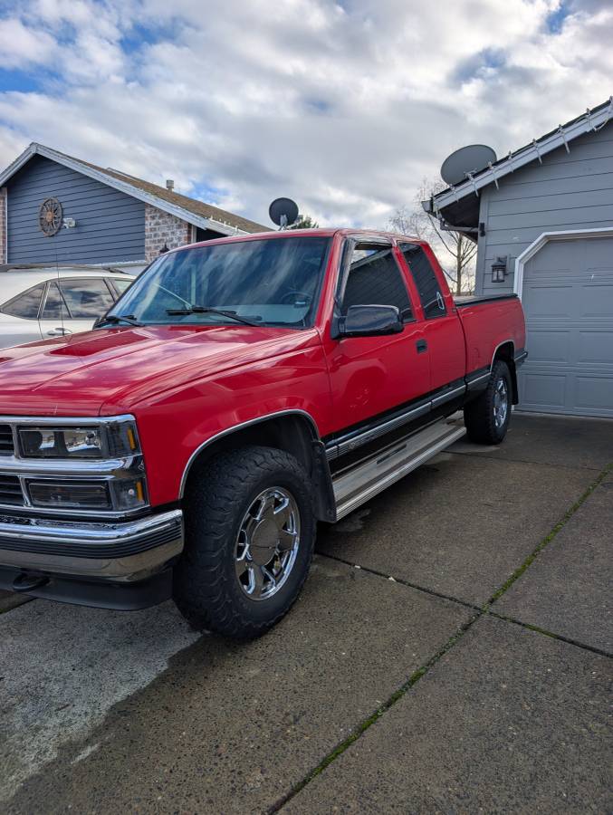 K2500-chevy-silverado-1995-red