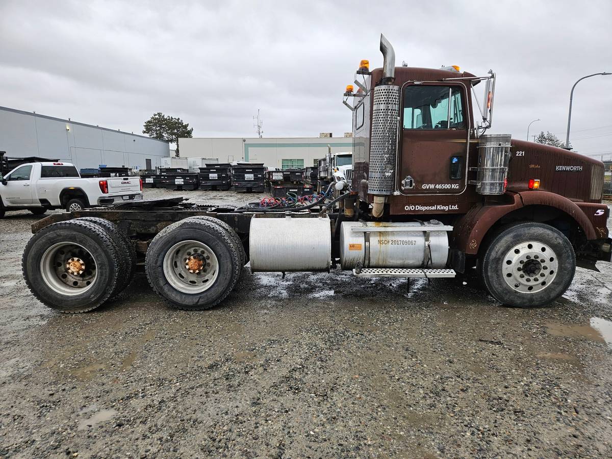 Kenworth-t8-series-diesel-1996-3