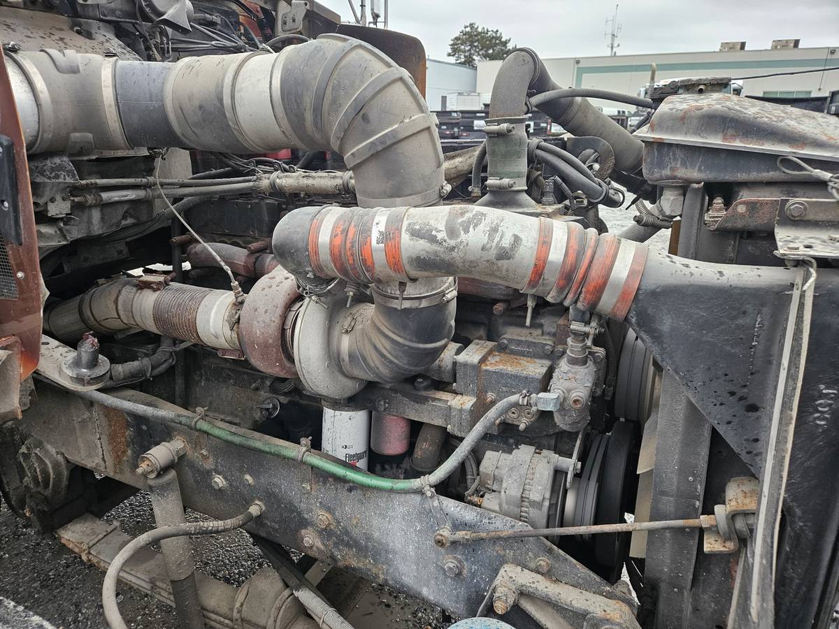 Kenworth-t8-series-diesel-1996-9