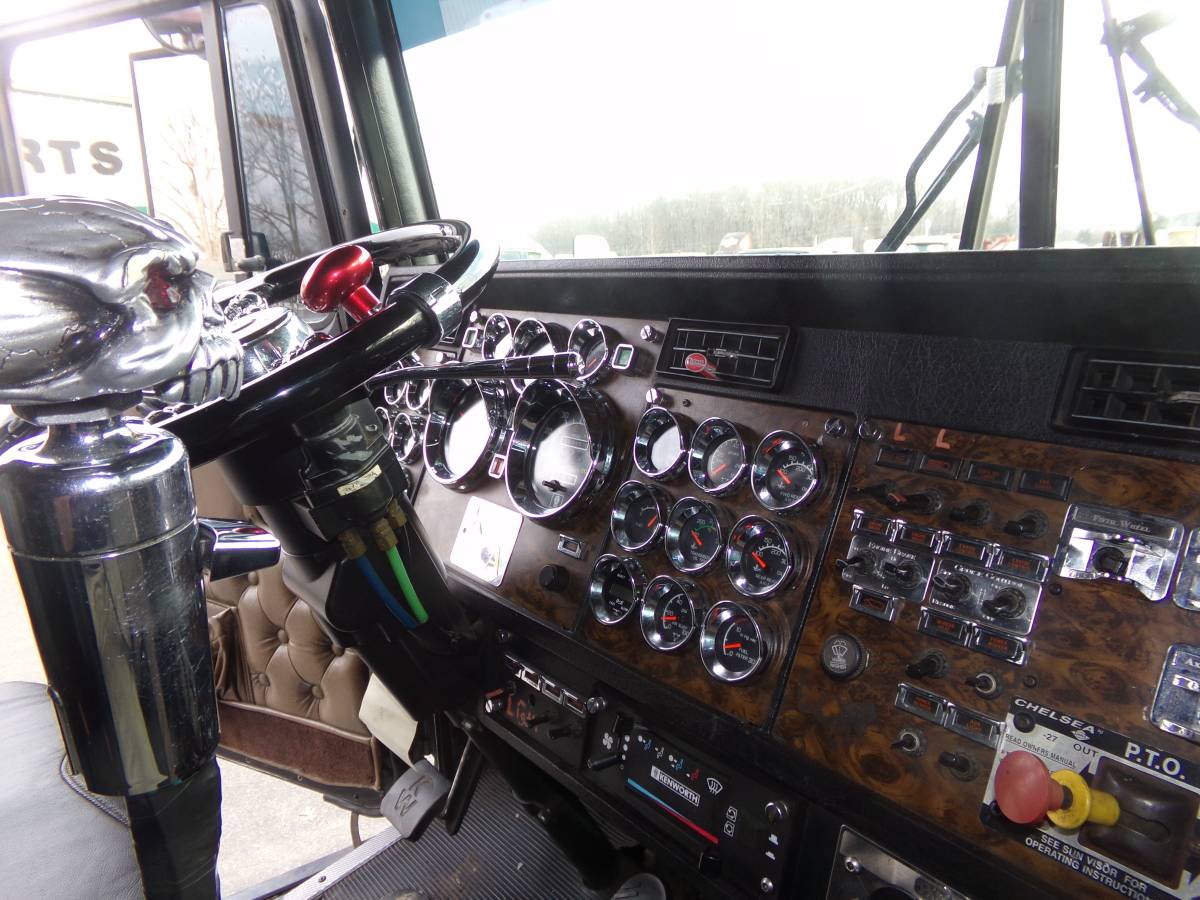 Kenworth-w900-diesel-1995-11