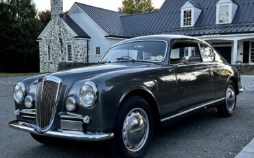 Lancia-Aurelia-1954-Grey-Beige-Cloth-1