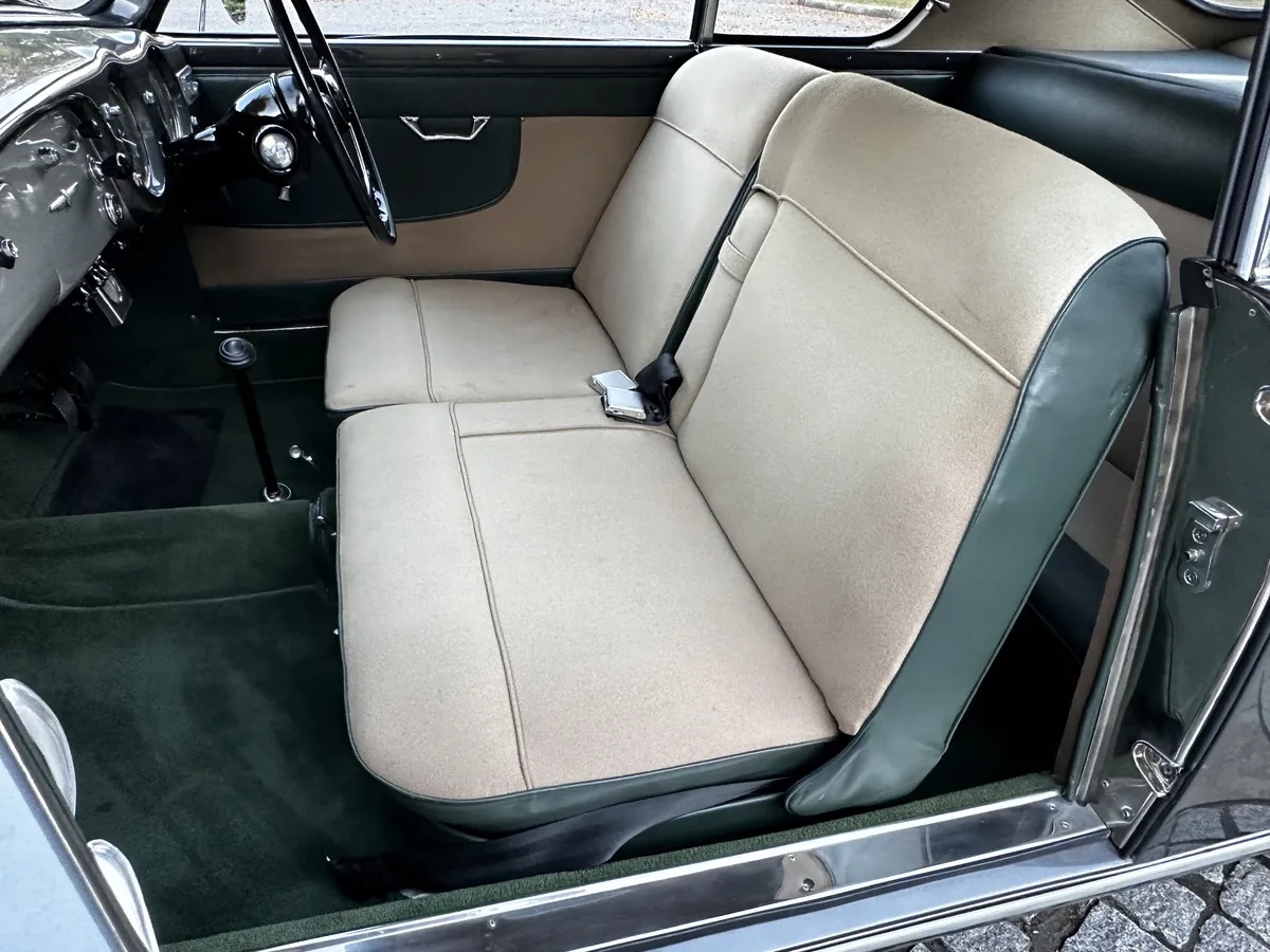 Lancia-Aurelia-1954-Grey-Beige-Cloth-19