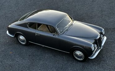 Lancia-Aurelia-1954-Grey-Beige-Cloth-2