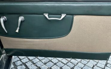 Lancia-Aurelia-1954-Grey-Beige-Cloth-3