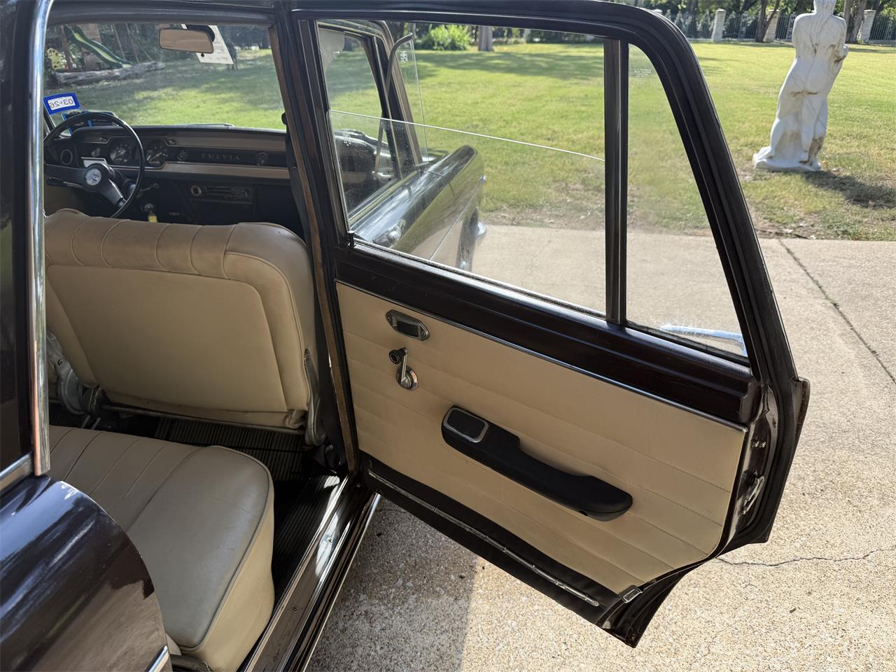 Lancia-Fulvia-1971-Brown-Tan-15