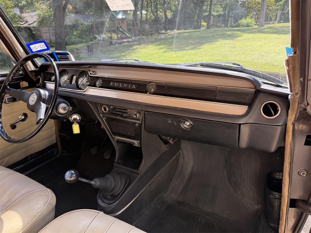 Lancia-Fulvia-1971-Brown-Tan-18