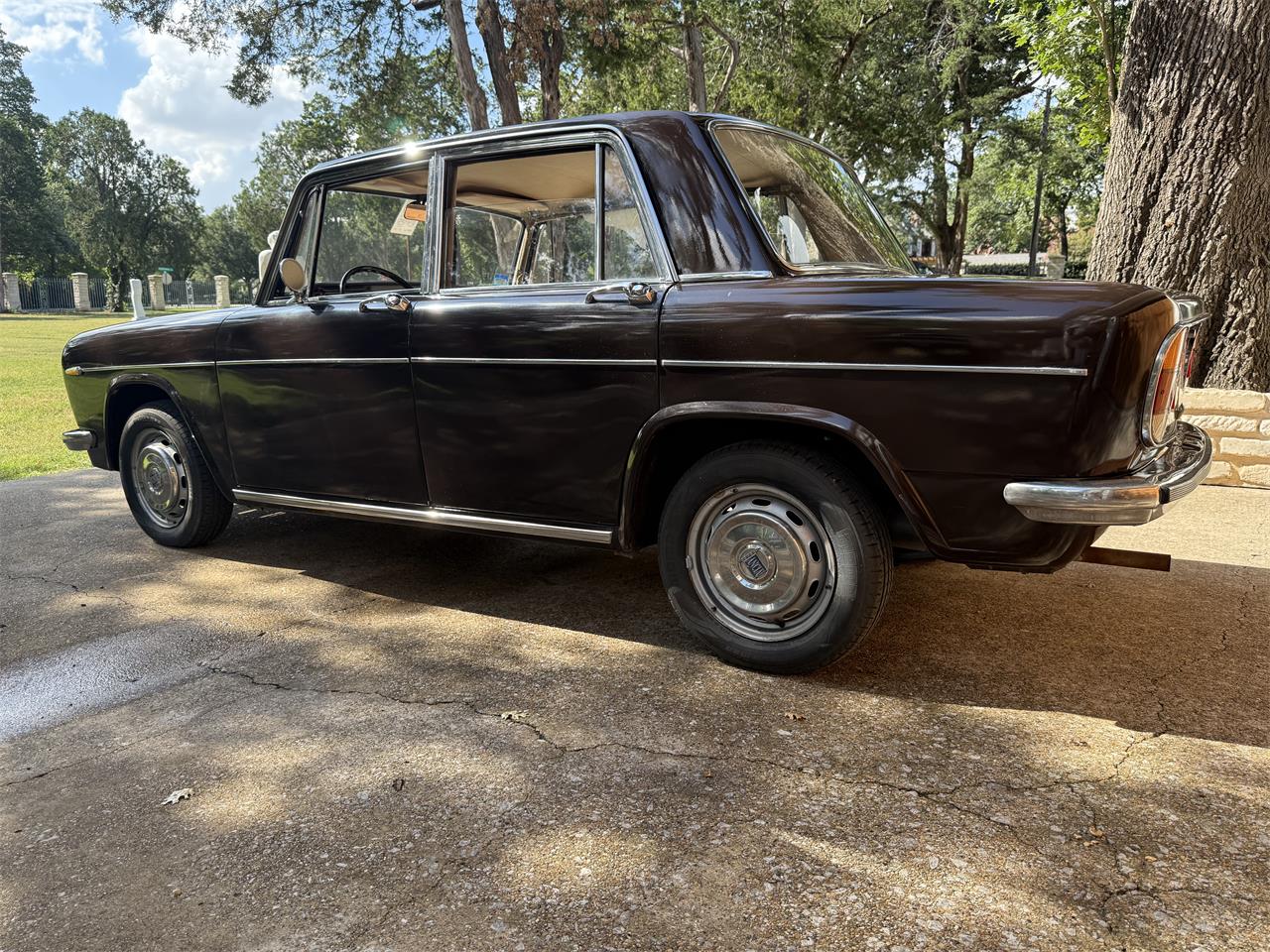 Lancia-Fulvia-1971-Brown-Tan-5