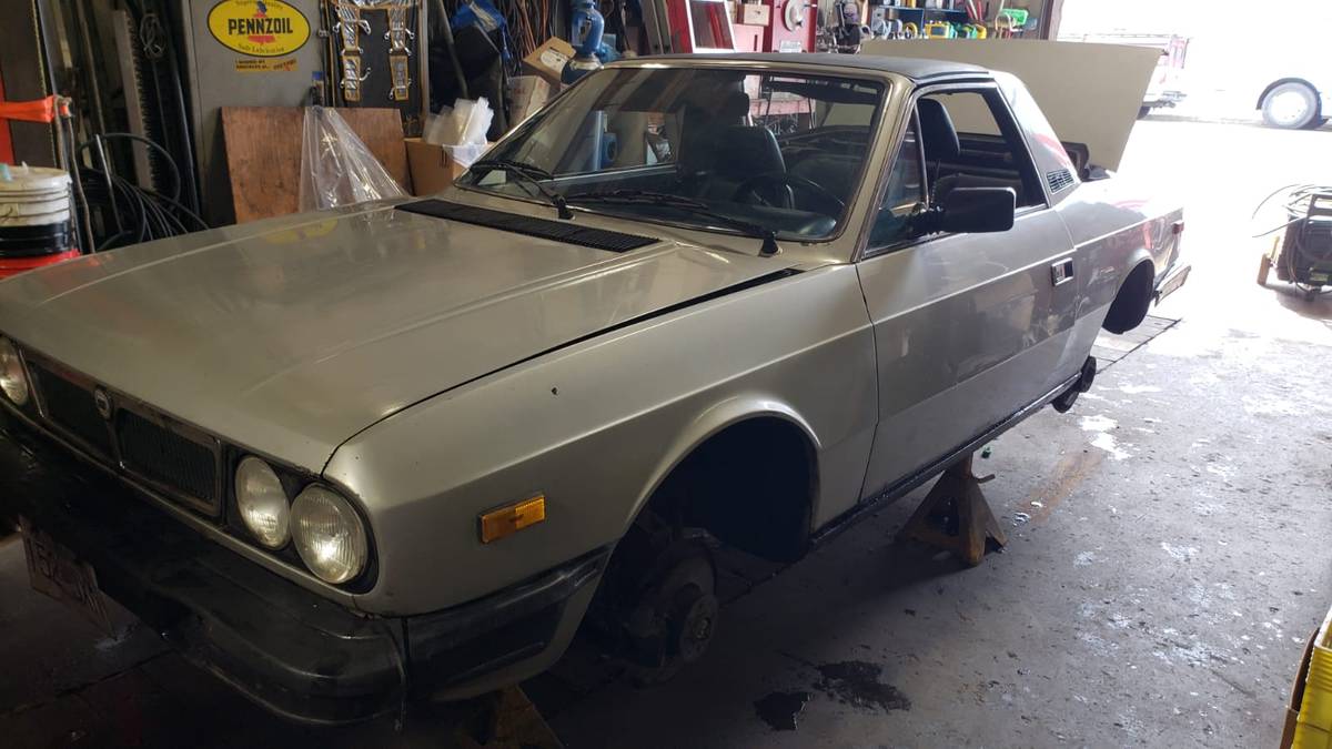 Lancia-fiat-beta-zagato-1981-grey-19