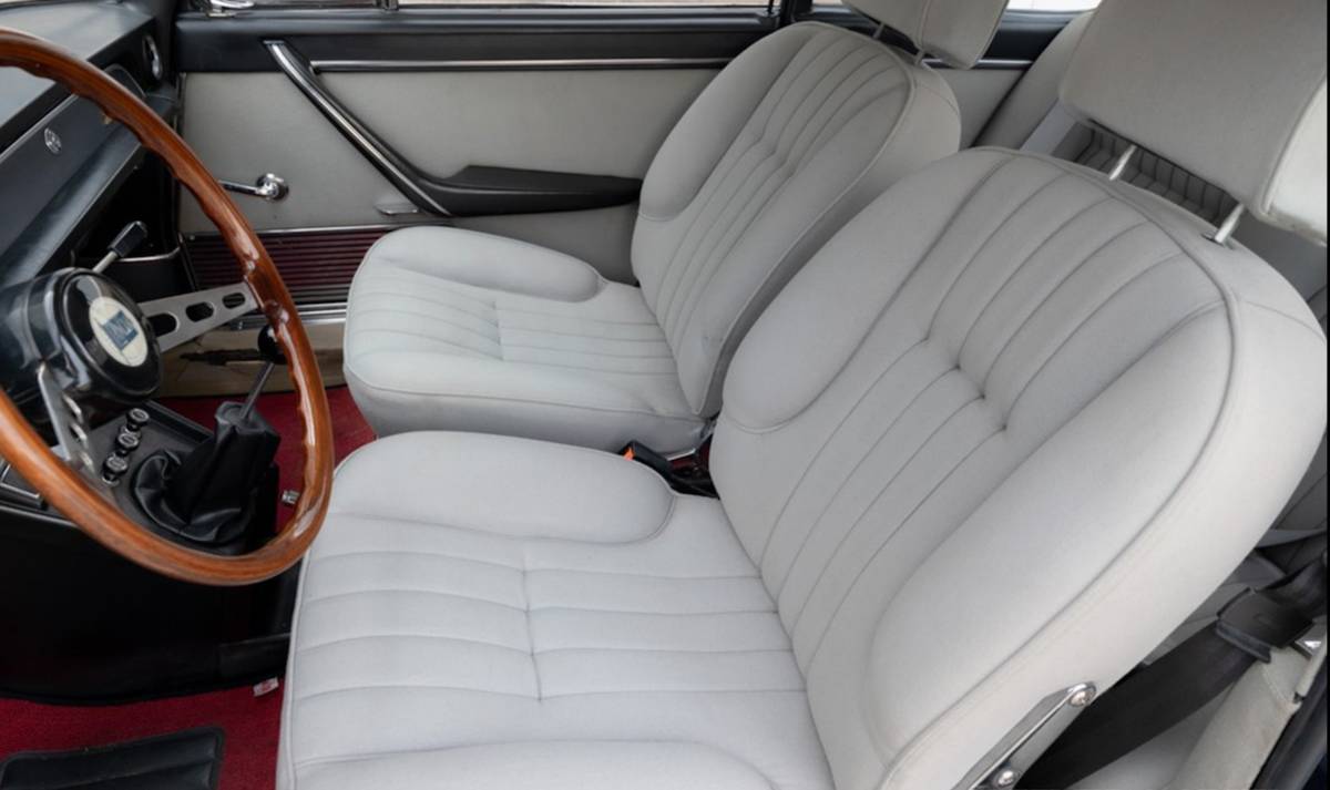 Lancia-flavia-2000-coupe-1970-blue-12