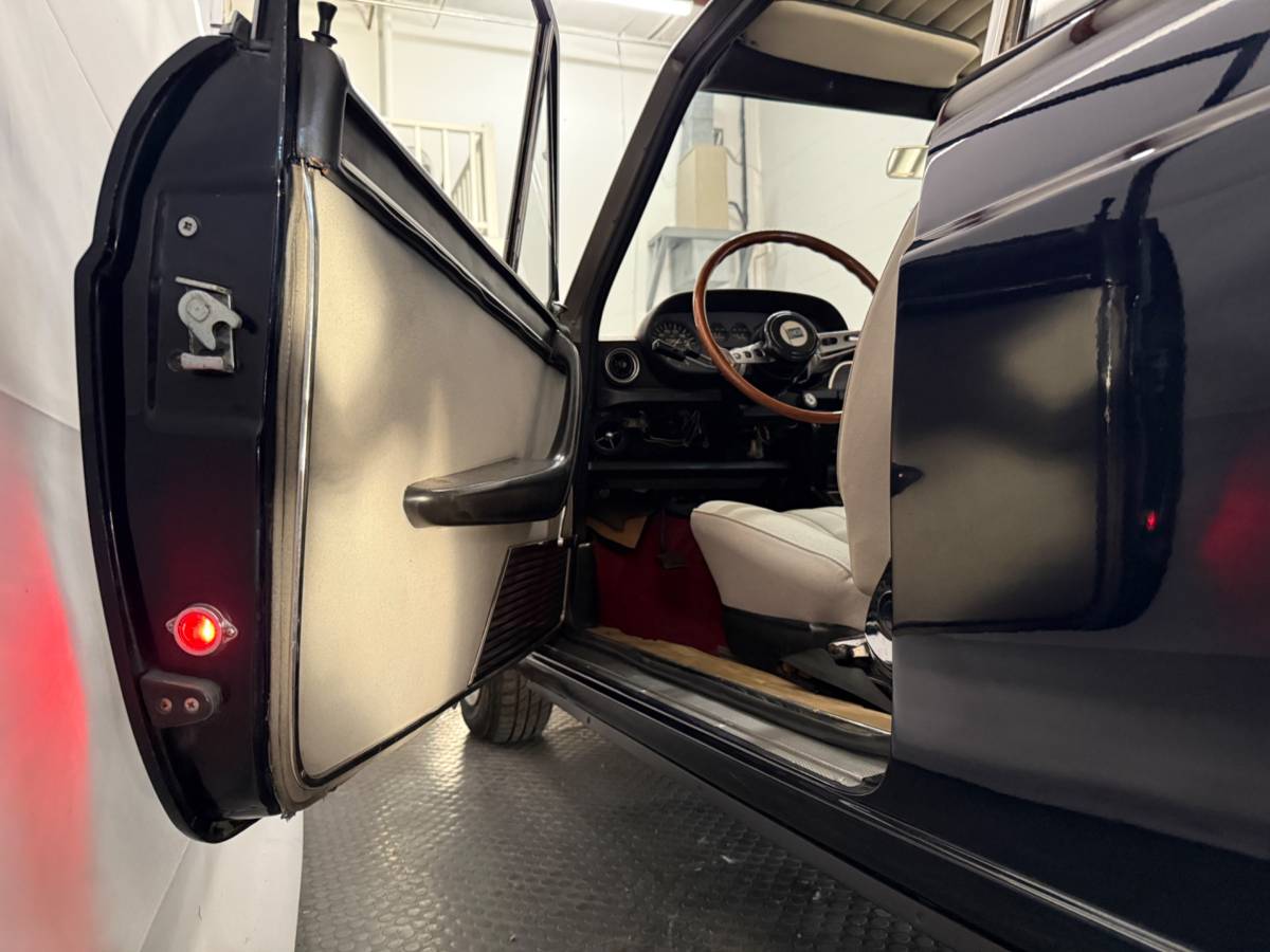 Lancia-flavia-2000-coupe-1970-blue-16