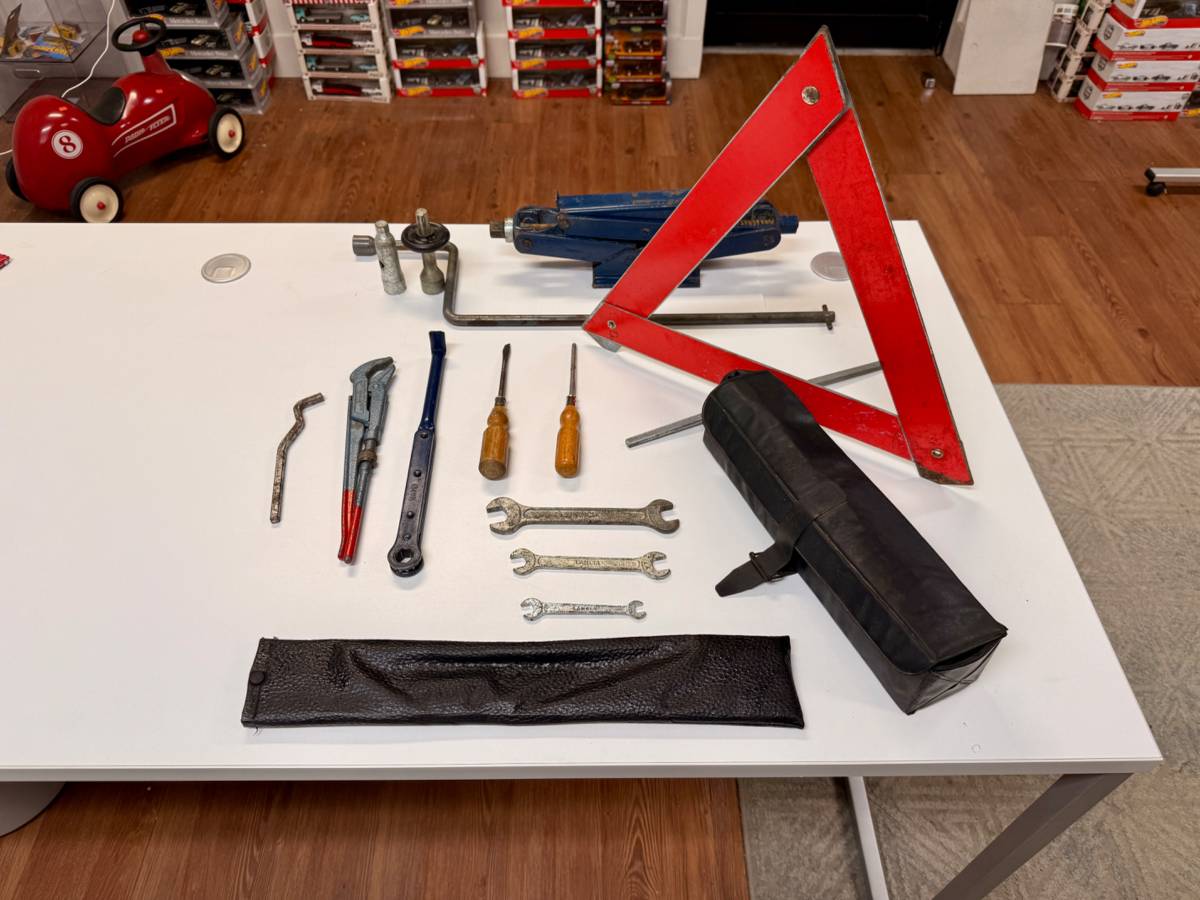 Lancia-flavia-2000-coupe-1970-blue-5