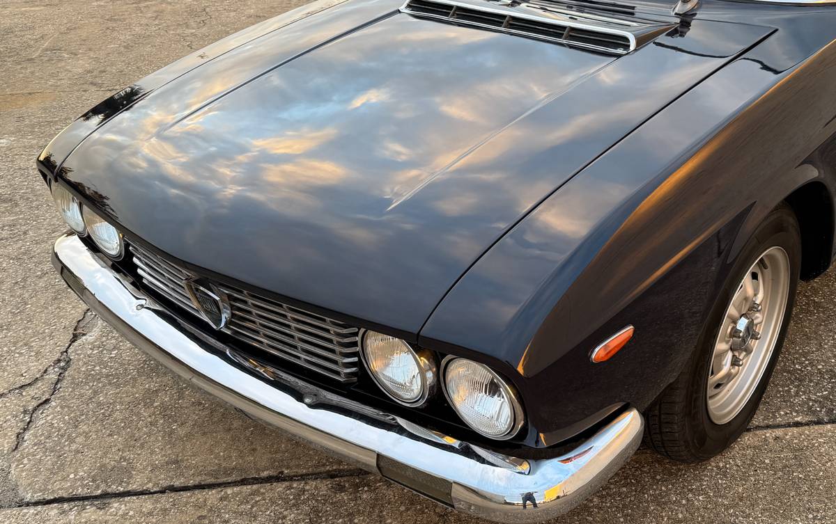 Lancia-flavia-2000-coupe-1970-blue-8