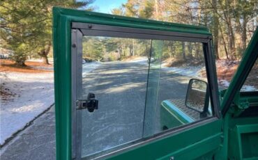 Land-Rover-88-Series-II-Santana-1961-15