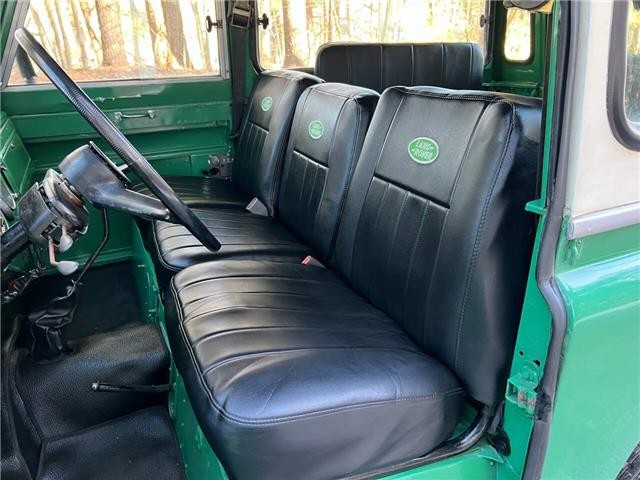 Land-Rover-88-Series-II-Santana-1961-16