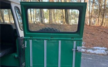 Land-Rover-88-Series-II-Santana-1961-20