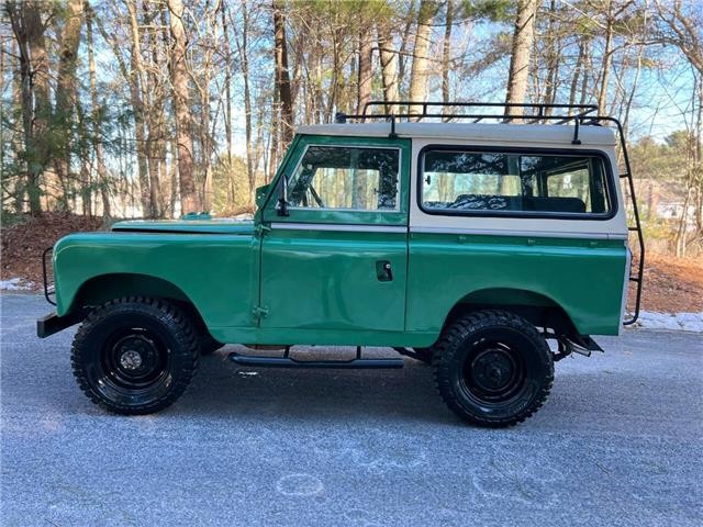 Land-Rover-88-Series-II-Santana-1961-3