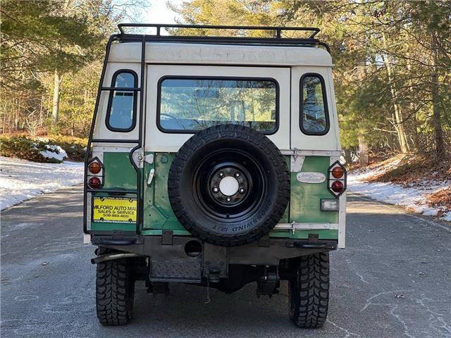 Land-Rover-88-Series-II-Santana-1961-7