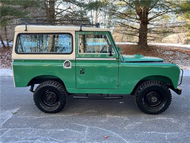 Land-Rover-88-Series-II-Santana-1961-9