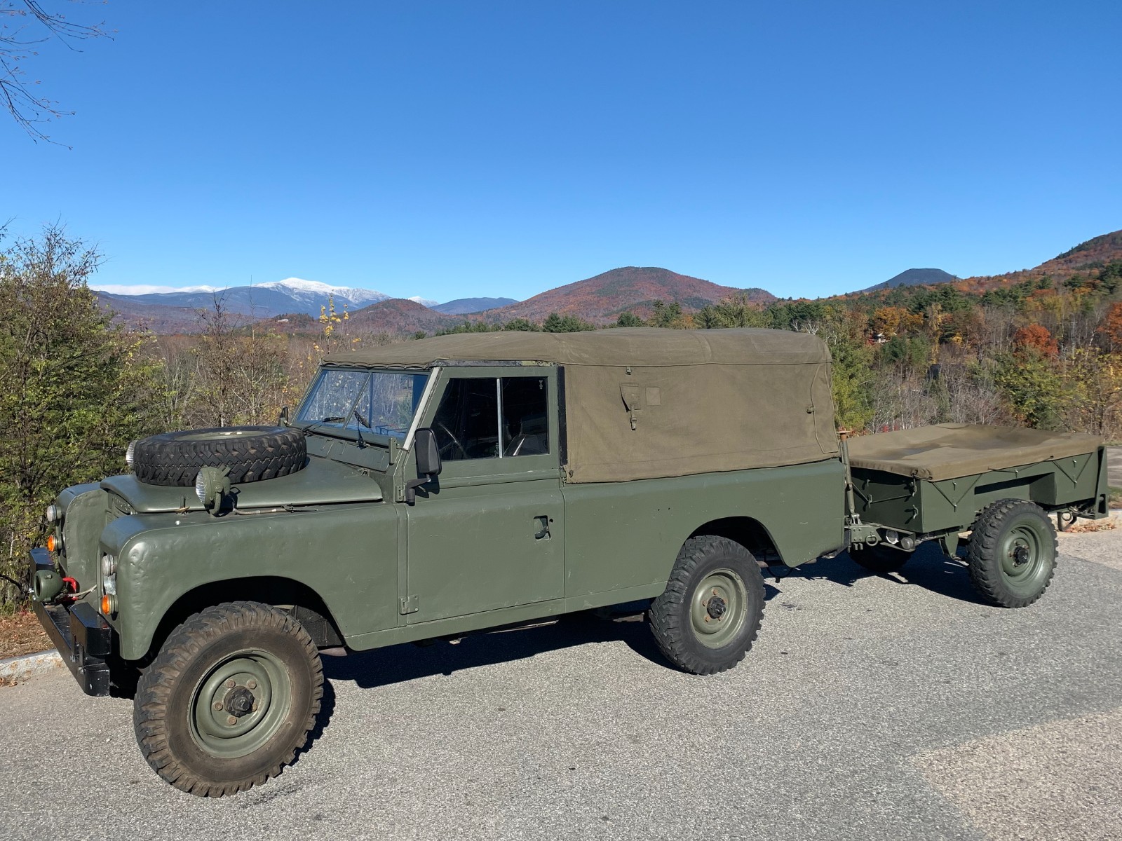 Land-Rover-Defender-1980-Convertible-1