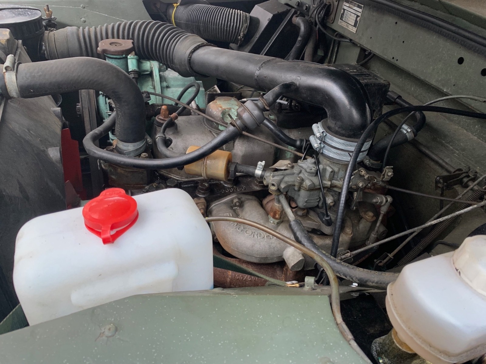 Land-Rover-Defender-1980-Convertible-11