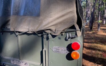 Land-Rover-Defender-1980-Convertible-16