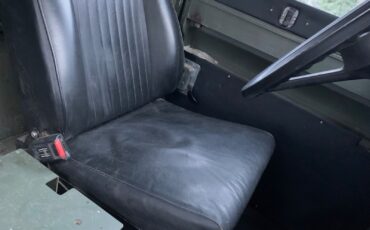 Land-Rover-Defender-1980-Convertible-18