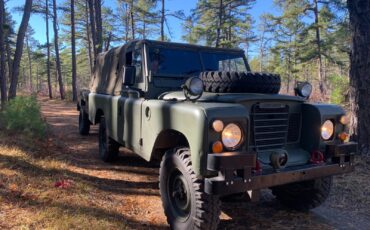 Land-Rover-Defender-1980-Convertible-4