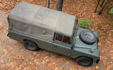 Land-Rover-Defender-1980-Convertible-6