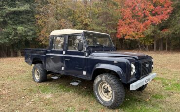 Land-Rover-Defender-1980-Extended-Cab-Pickup